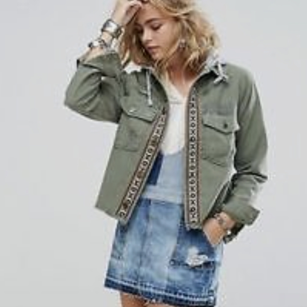 Free People Weekend Warrior Military Jacket Hood - Picture 2 of 9
